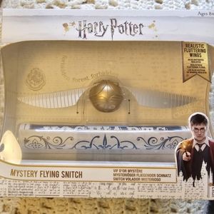 Harry Potter Mystery Flying Snitch!